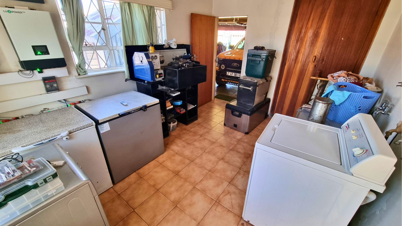 66 Lessing St (6)
